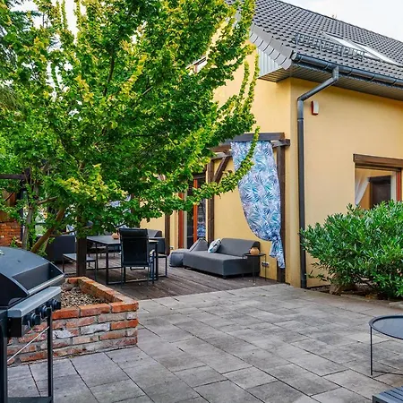 Akacjowa Zatoka - I דירה *