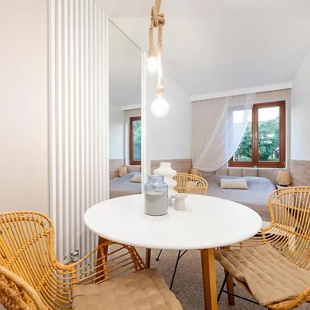 Akacjowa Zatoka - I ملنك