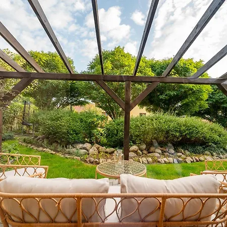 Akacjowa Zatoka - I * מילנקו