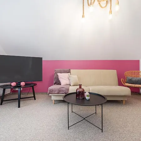 Akacjowa Zatoka - I ملنك