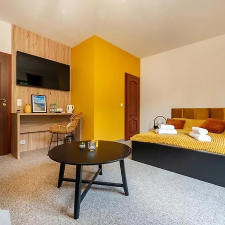 Akacjowa Zatoka - I * ملنك