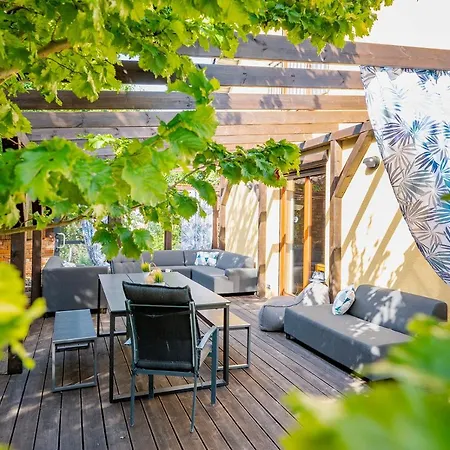 Akacjowa Zatoka - I דירה *