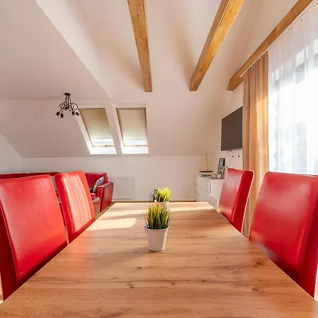 شقة Akacjowa Zatoka - I ملنك