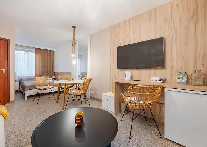 Akacjowa Zatoka - I Mielenko