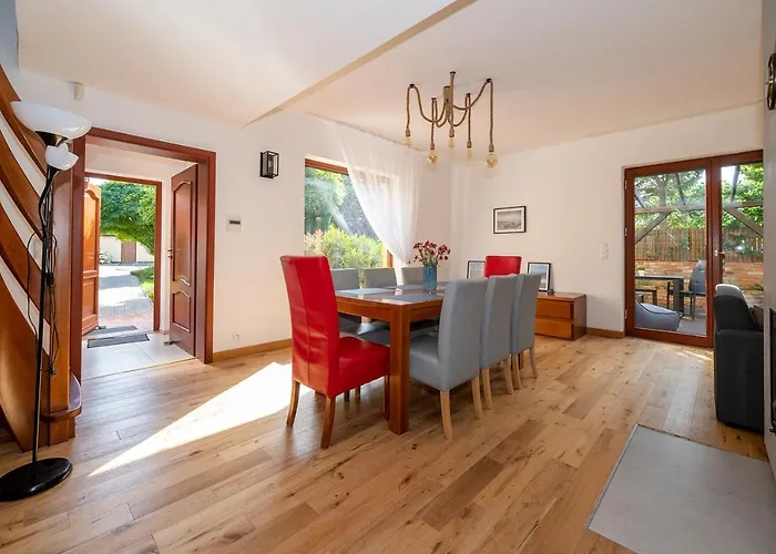 Akacjowa Zatoka - I Mielenko